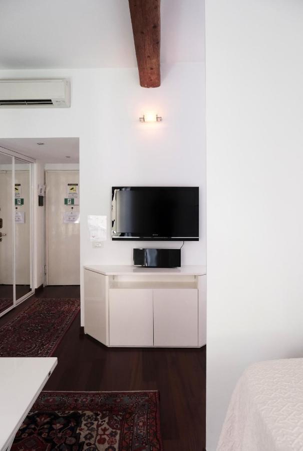 Comecasa Flowery Terraced Apartment Mediolan Zewnętrze zdjęcie